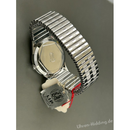 Lip wrist-watch