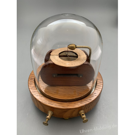 Instrument for testing magnetism