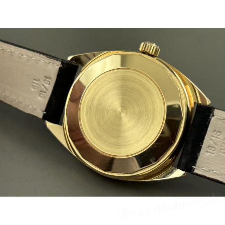 IWC Yacht Club 18ct gold