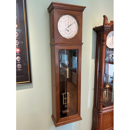 Strasser & Rohde Precision-Pendulum-Clock