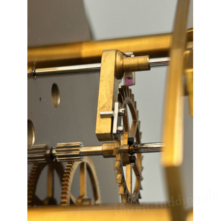 Strasser & Rohde Precision-Pendulum-Clock