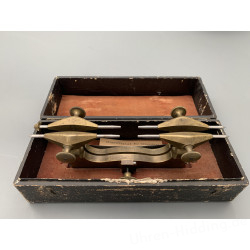 Depthing Tool with Box